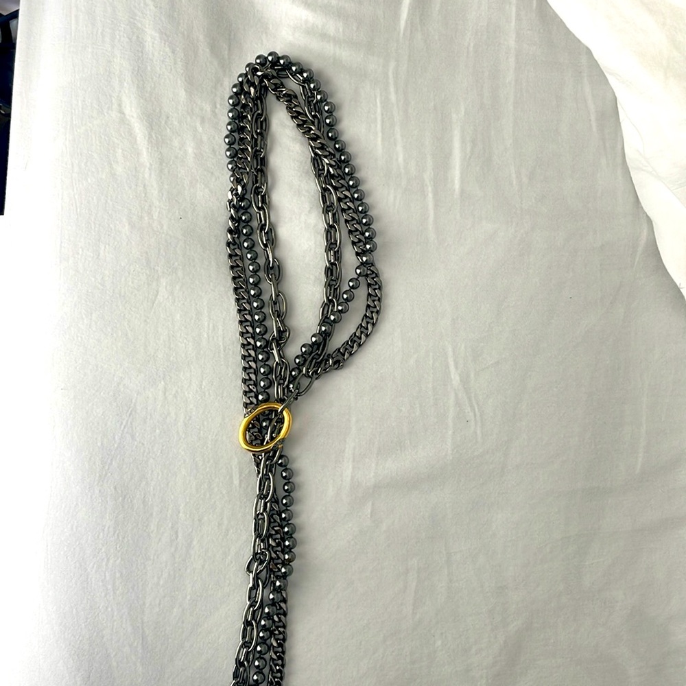 Henri Bendel lariat necklace